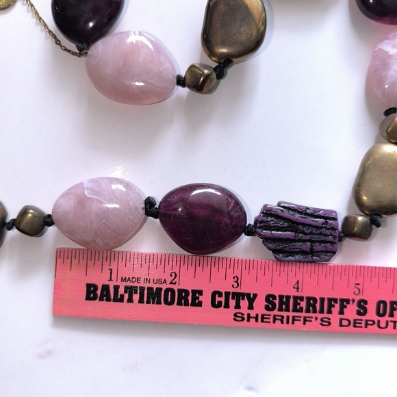 Amrita Singh Chunky Multi Color Resin Necklace - Picture 10 of 11